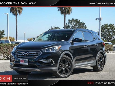 Used 2017 Hyundai Santa Fe Sport FWD image 1