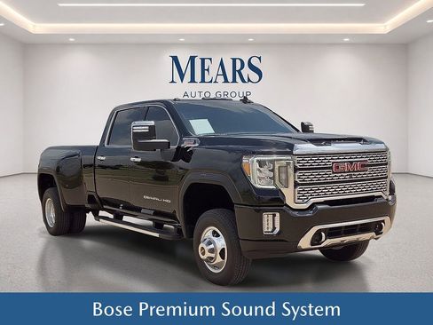 Used 2022 GMC Sierra 3500 Denali AWD/4WD image 8