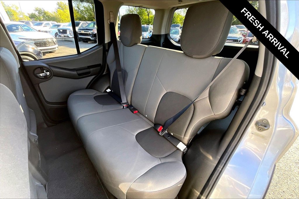 Used 2012 Nissan Xterra S AWD/4WD image 7