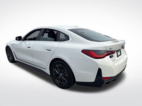 Used 2024 BMW i4 xDrive40i image 3