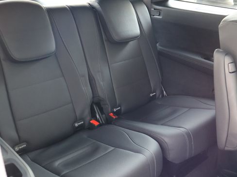 Certified 2024 Mercedes-Benz GLS 450 4MATIC image 29