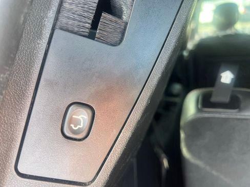 Used 2019 Dodge Grand Caravan GT FWD image 34