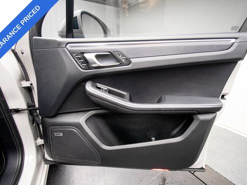 Used 2023 Porsche Macan GTS w/ Premium Package Plus AWD/4WD image 23
