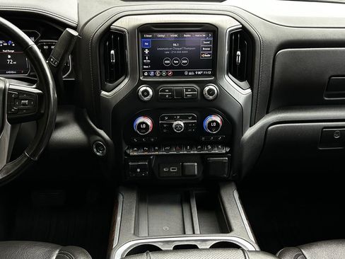 Used 2020 GMC Sierra 1500 Denali w/ Denali Ultimate Package AWD/4WD image 17