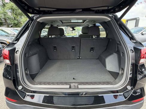 Certified 2024 Chevrolet Equinox LT AWD/4WD image 9