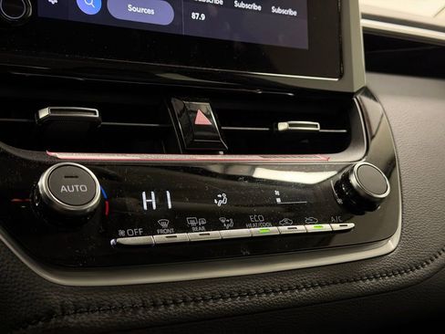 Used 2024 Toyota Corolla XLE image 17