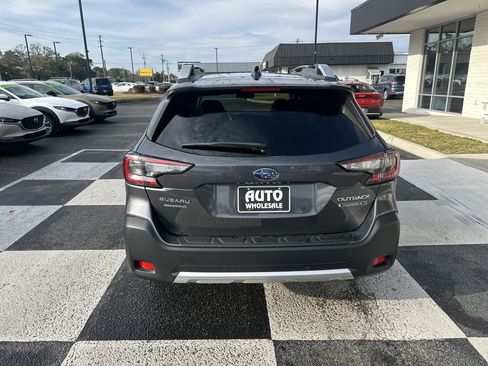 Used 2025 Subaru Outback Touring XT w/ Popular Package #2 image 4