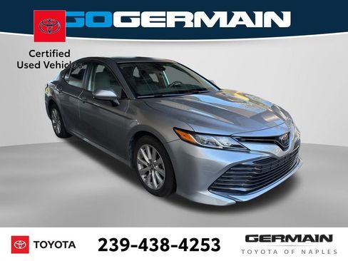 Certified 2019 Toyota Camry LE image 9