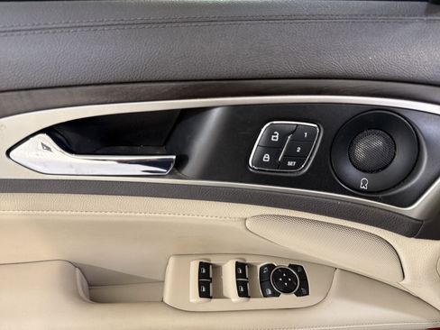 Used 2019 Lincoln MKZ Reserve image 15