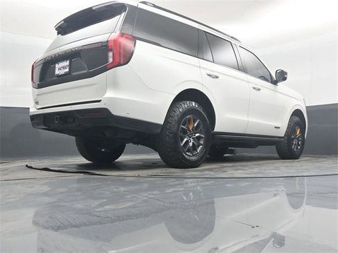 Used 2025 Ford Expedition Tremor image 42