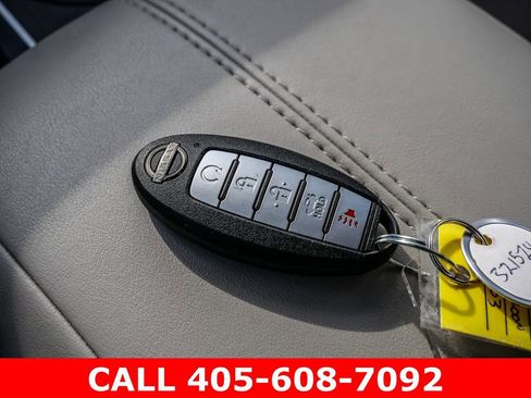 Used 2025 Nissan Altima 2.5 SV FWD image 28