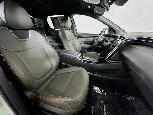 Used 2024 Hyundai Santa Cruz Limited image 12