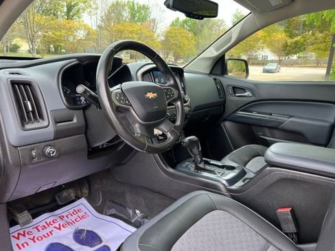 Used 2019 Chevrolet Colorado Z71 image 10