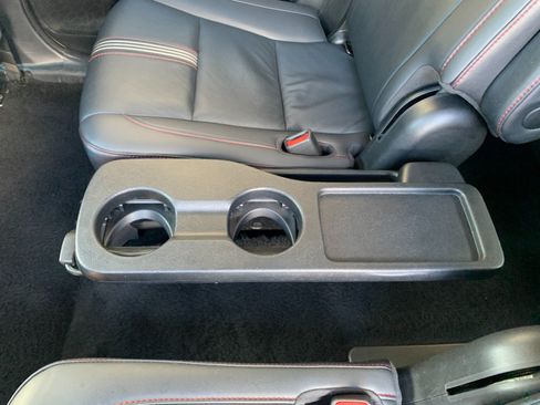 Used 2019 Toyota Highlander SE AWD/4WD image 39