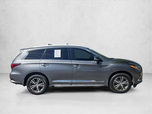 Used 2020 INFINITI QX60 Luxe w/ Essential Package image 4
