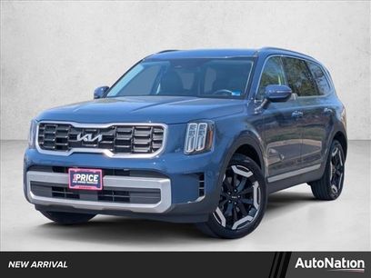 Used 2025 Kia Telluride S