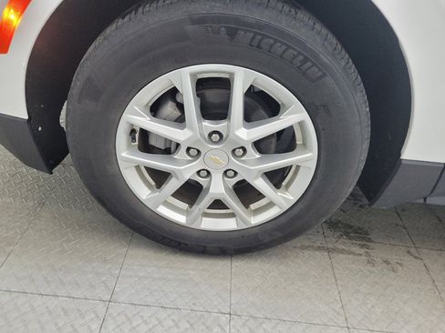 Used 2023 Chevrolet Equinox LT image 31