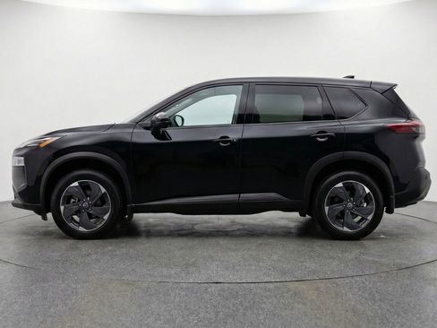 Used 2025 Nissan Rogue SV FWD image 5