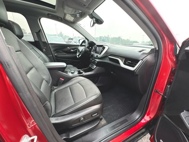 Used 2023 GMC Terrain SLT w/ Infotainment Package II AWD/4WD image 30