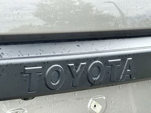 Used 2025 Toyota Land Cruiser AWD/4WD image 17