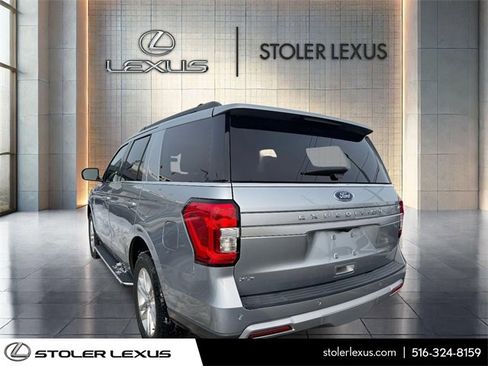 Used 2022 Ford Expedition XLT image 10