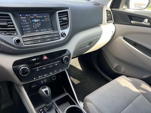 Used 2018 Hyundai Tucson SEL FWD image 29