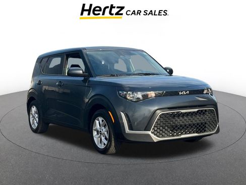 Used 2025 Kia Soul LX w/ LX Technology Package FWD image 1