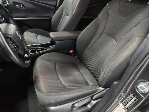 Used 2021 Toyota Prius Prime LE image 21