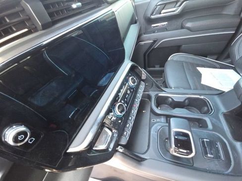 Used 2024 GMC Sierra 1500 AT4X w/ AT4X AEV Edition AWD/4WD image 19