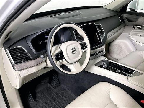Used 2024 Volvo XC90 B6 Plus w/ Protection Package Premier image 13