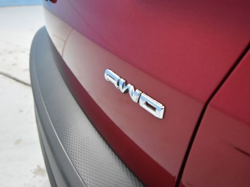 Used 2025 Ford Escape ST-Line w/ Cold Weather Package AWD/4WD image 40