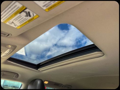 Used 2024 Nissan Armada SL w/ Captain's Chairs Package image 22