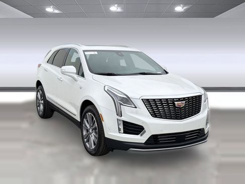 New 2026 Cadillac XT5 Premium Luxury w/ Driver Assist Package FWD image 7