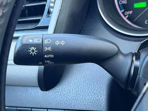 Certified 2024 Toyota Camry SE image 23