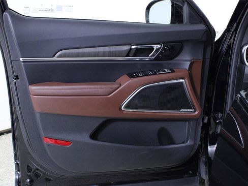 Used 2024 Kia Telluride SX FWD image 19