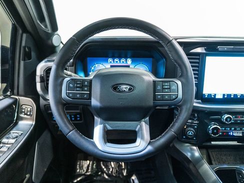 Used 2025 Ford F150 Lariat w/ Equipment Group 502A High image 17