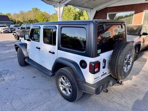 Used 2020 Jeep Wrangler Unlimited Sport AWD/4WD image 3