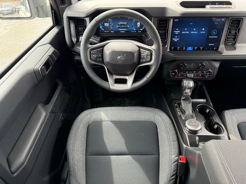 New 2025 Ford Bronco Big Bend image 30