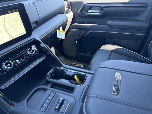 New 2026 GMC Sierra 2500 AT4X w/ LPO, Black Badging Package image 26