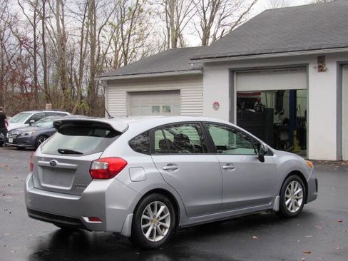 Used 2014 Subaru Impreza 2.0i Premium w/ All-Weather Package w/CVT image 12