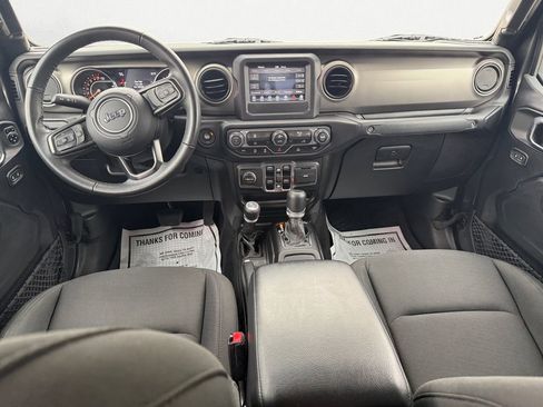 Used 2021 Jeep Gladiator Sport image 10