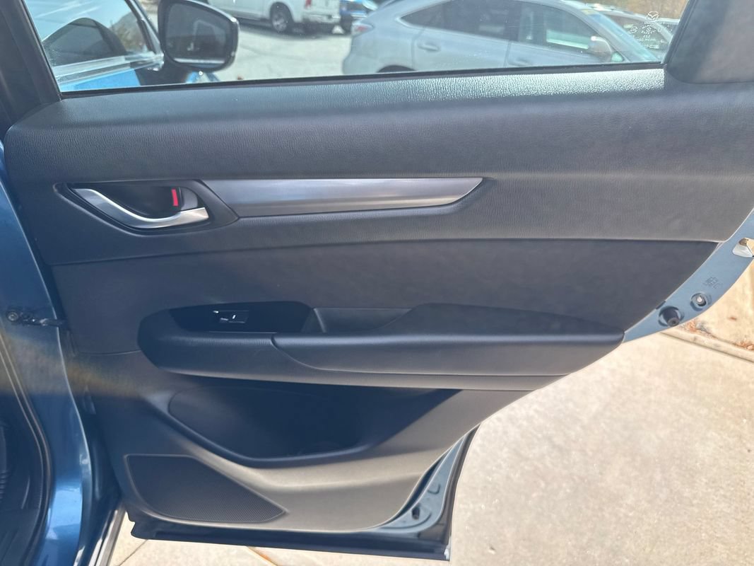 Used 2019 MAZDA CX-5 Sport w/ I-ACTIVSENSE Package AWD/4WD image 21