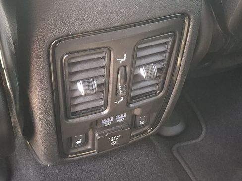 Used 2023 Dodge Durango R/T AWD/4WD image 12