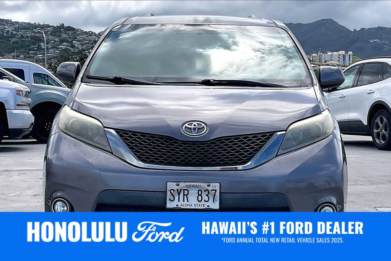 Used 2016 Toyota Sienna SE FWD image 6