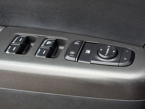 Used 2019 Kia Sportage LX FWD image 19
