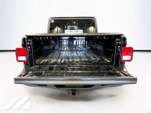 Used 2023 Jeep Gladiator Sport image 26