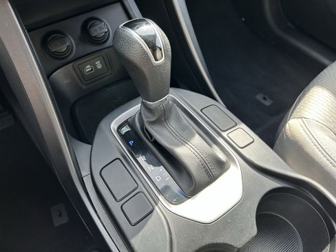 Used 2017 Hyundai Santa Fe Sport image 15