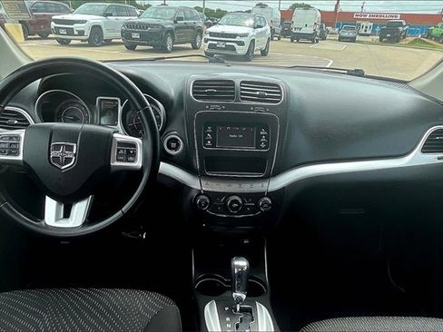 Used 2018 Dodge Journey SXT w/ Connectivity Group image 15