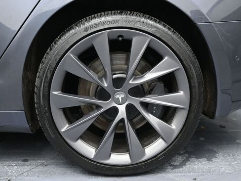 Used 2021 Tesla Model S Long Range image 9