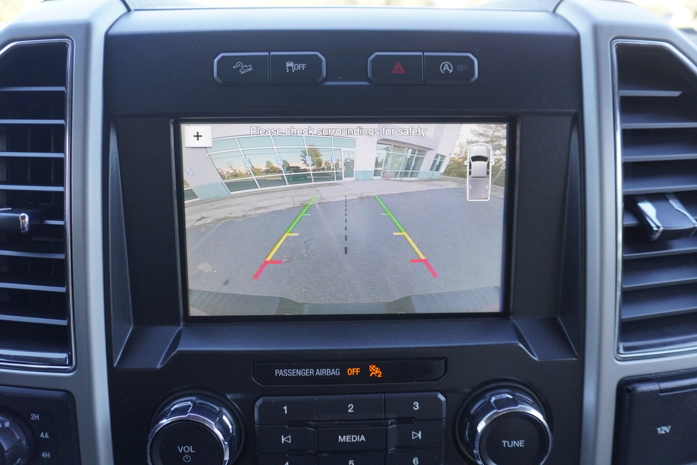 Used 2018 Ford F150 Lariat AWD/4WD image 15